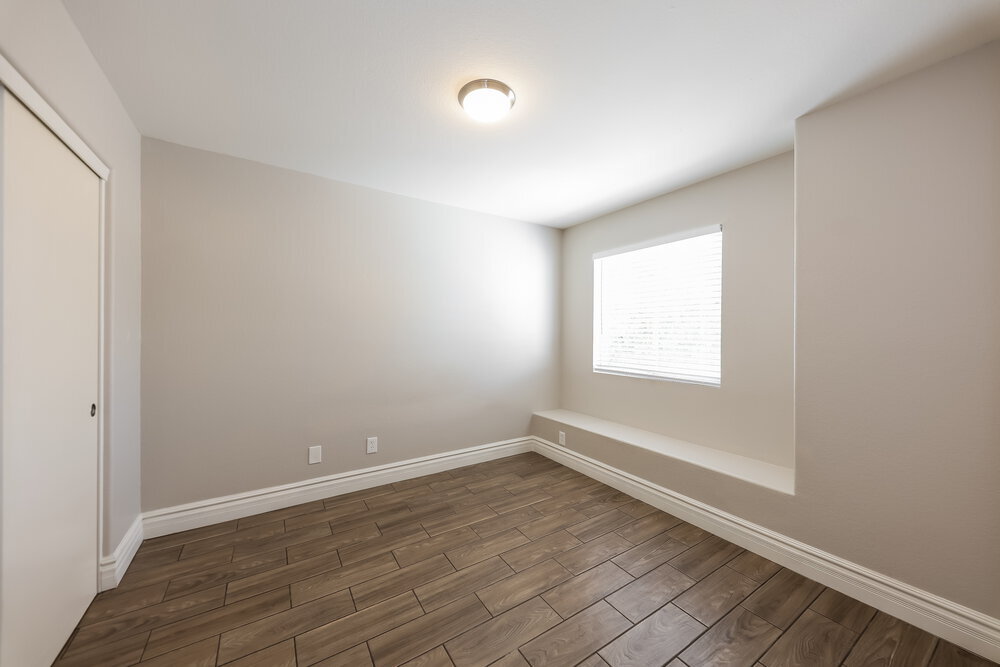 Building Photo - 3424 E Rockwood Dr