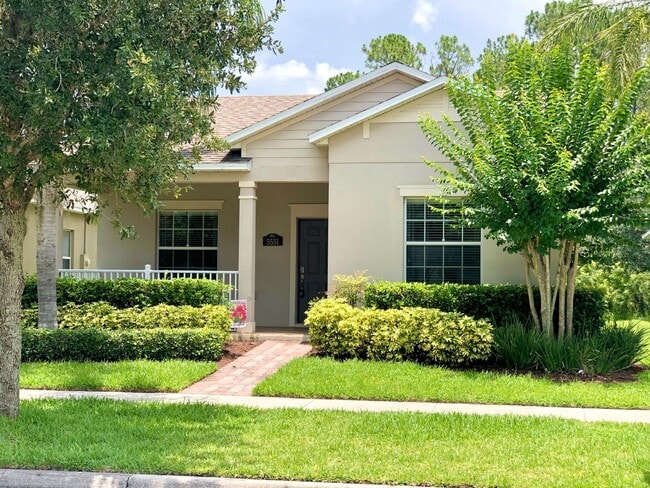 Primary Photo - Beautiful 3/2 Spacious Home with a Covered...