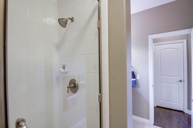 Building Photo - POOL | PRIVATE | Large Estate with Resort-Style Amenities