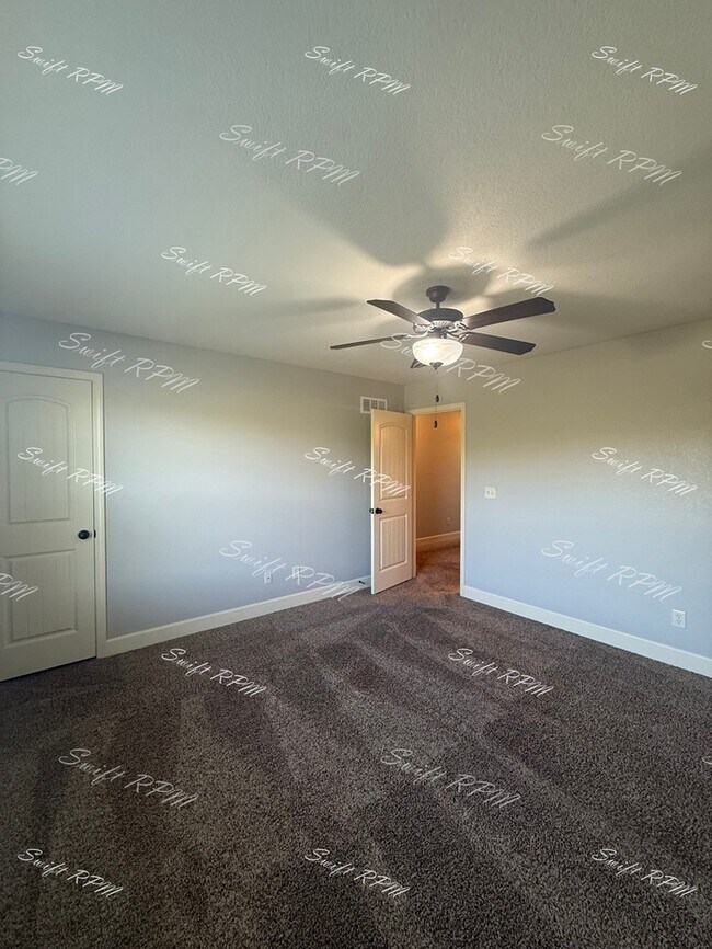 Building Photo - 2211 Burningwood