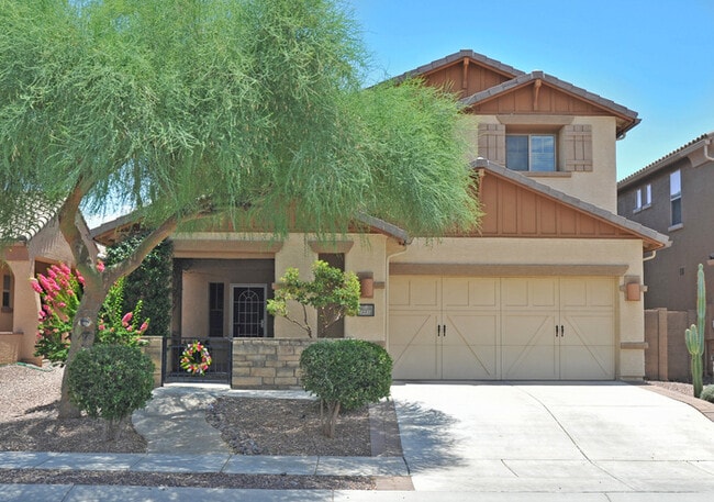 Building Photo - 4 Bedroom, 2.5 Bathroom in Oro Valley