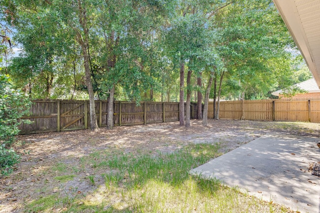 Building Photo - 145 Bayou Landing Rd