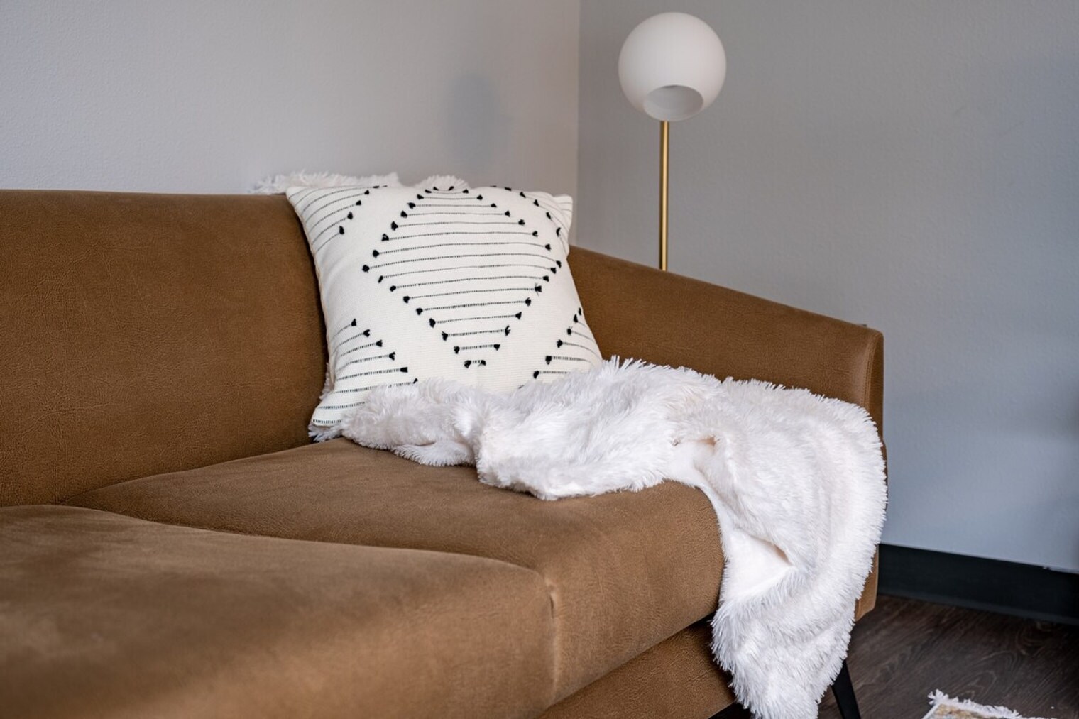 Building Photo - 2301 Ingersoll Ave