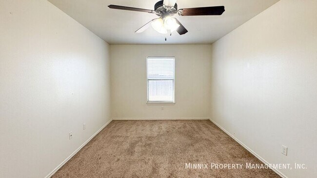 Building Photo - 6804 Oakridge Ave