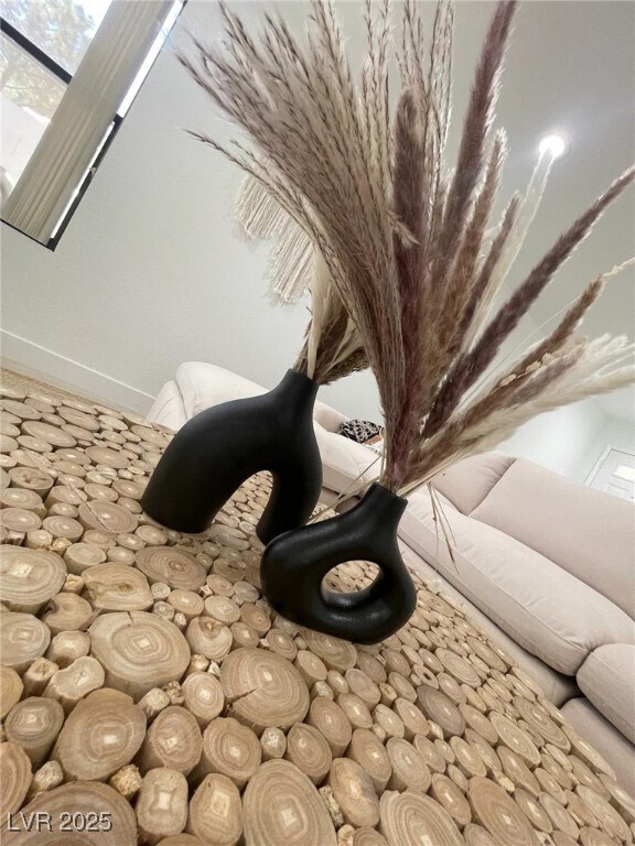 Building Photo - 3004 Ocean View Dr