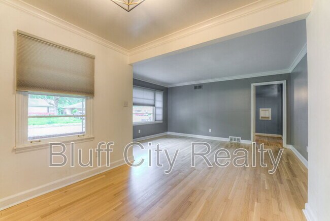 Building Photo - 4560 Boyce Rd