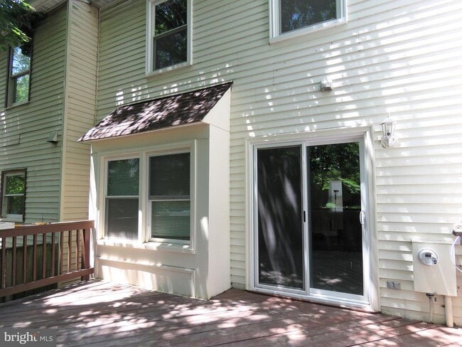 Building Photo - 3013 Hickory Grove Ct