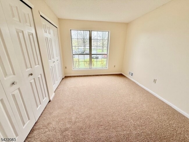 Building Photo - 58 Amethyst Way