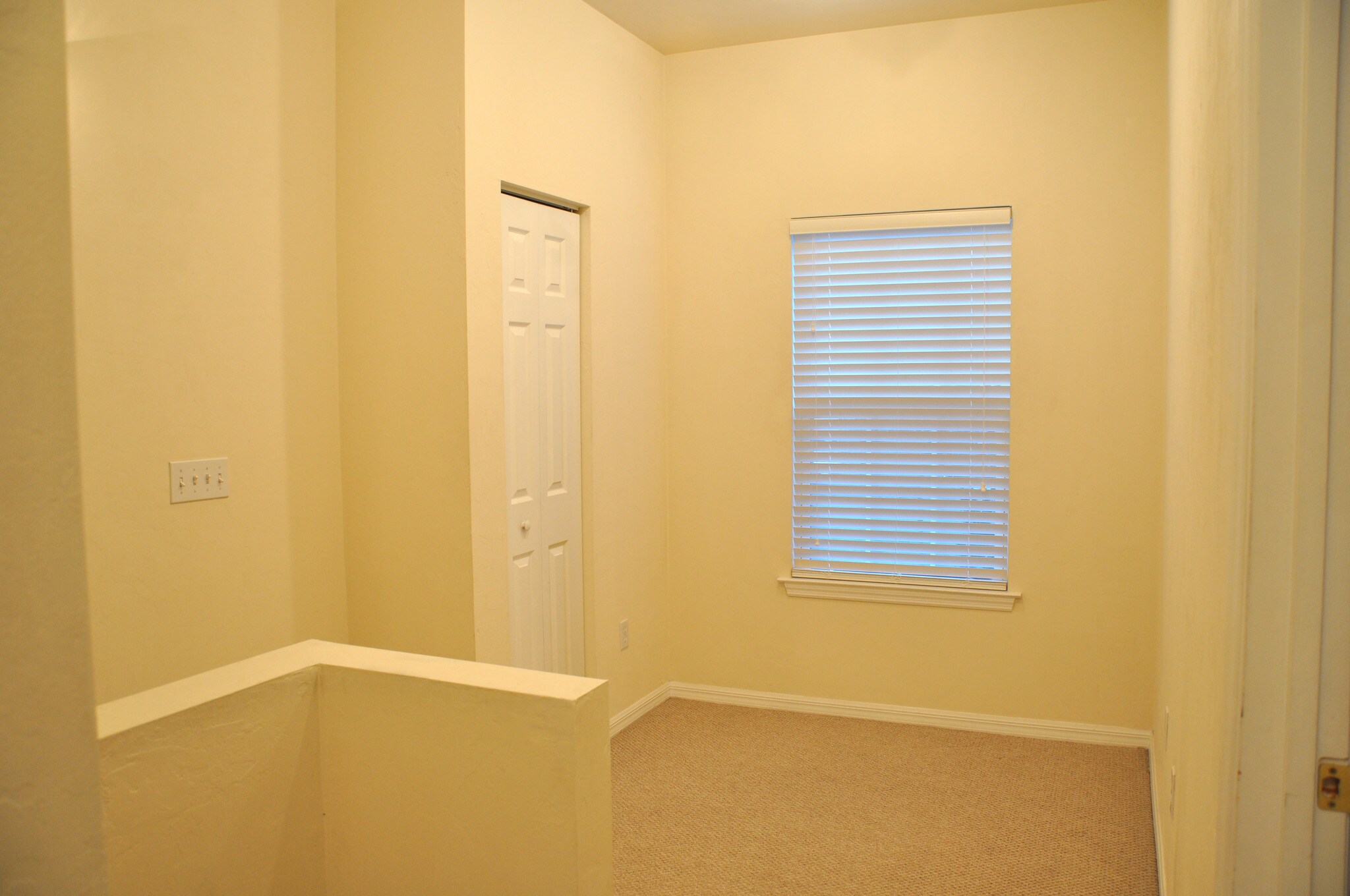 Building Photo - 358 SW 145th Dr