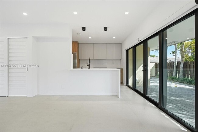 Building Photo - 11959 SW 122nd Ct