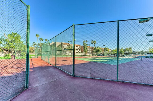 Building Photo - 602 North May-ID1385977P