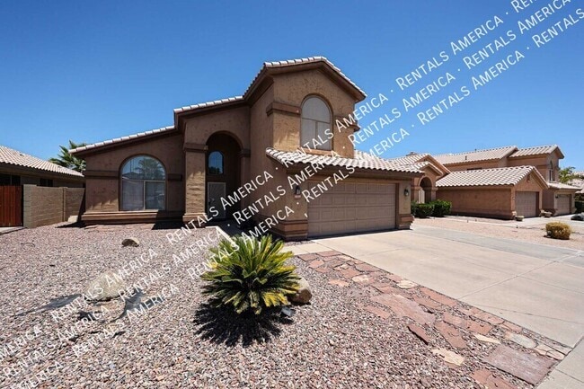 Building Photo - 4616 E Summerhaven Dr