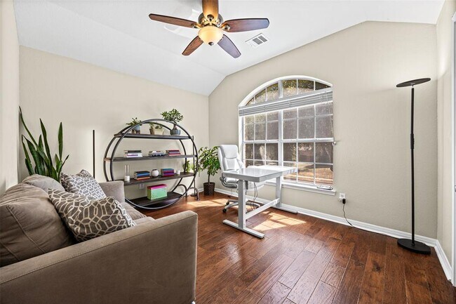 Building Photo - 13019 Scofield Farms Dr