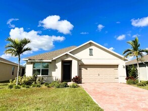 Building Photo - NE Cape Coral Single Family Home