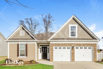 Building Photo - 190 Parkview Ln