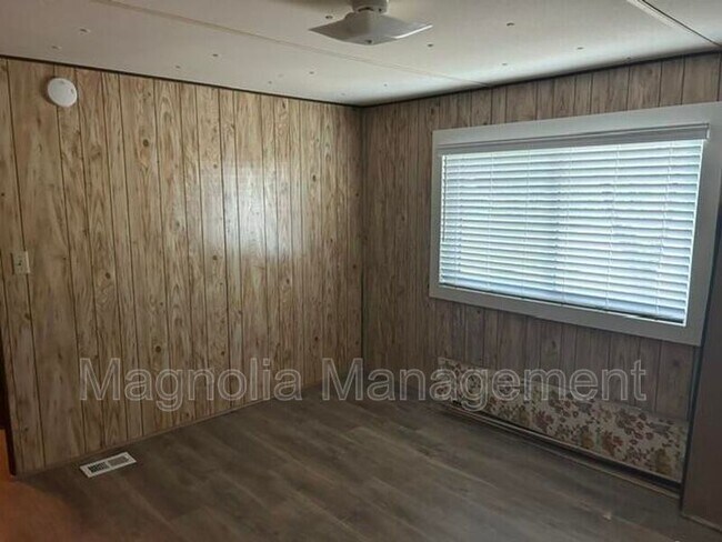 Building Photo - 2185 Kittrell Rd