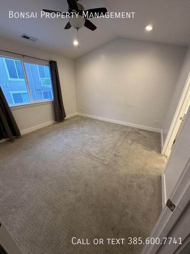 Building Photo - 4343 W Hemsley Ln