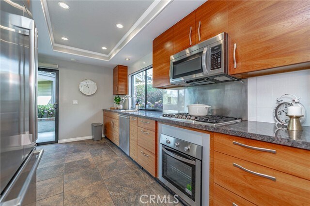 Building Photo - 48 Arboles