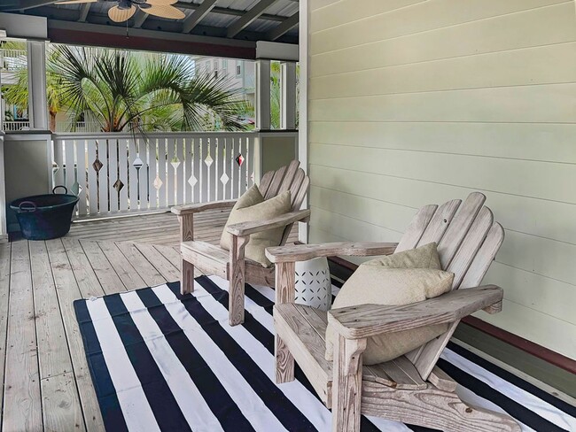 Building Photo - 50% off first months rent.  Open 3 bedroom...