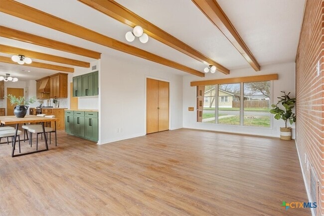 Building Photo - 2305 N 15th St