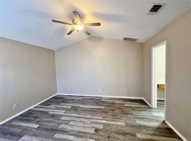 Building Photo - 1611 Brentwood Dr