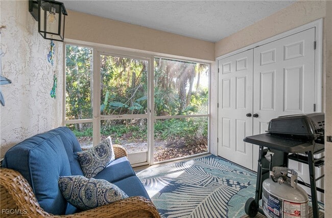 Building Photo - 28280 Pine Haven Way