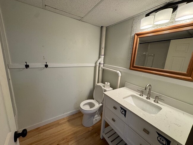 Building Photo - 2nd &amp; Diamond