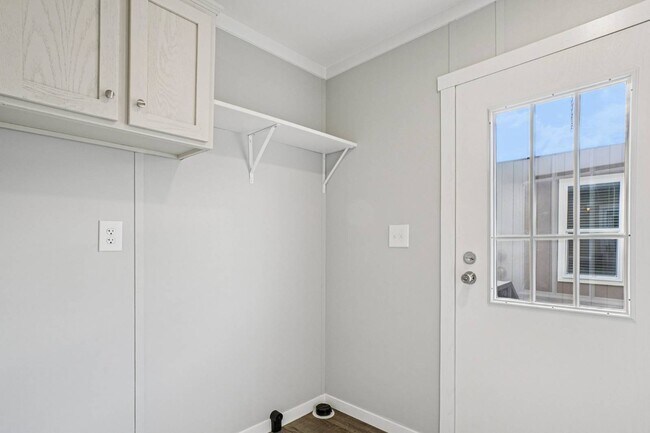 Building Photo - 1609 American Dr