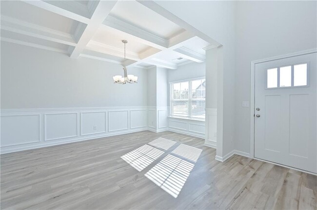 Building Photo - 303 Eleanora Xing