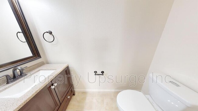 Building Photo - 486 Wiltsey Rd