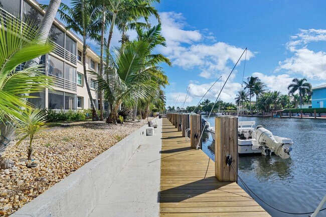 Building Photo - 4502 N Federal Hwy