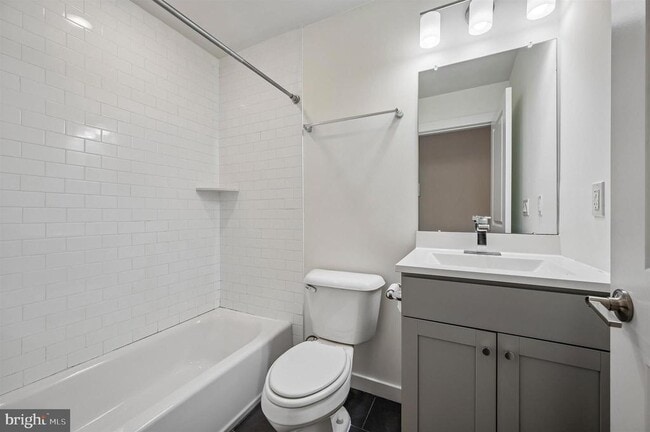 Building Photo - 4912 Baltimore Ave