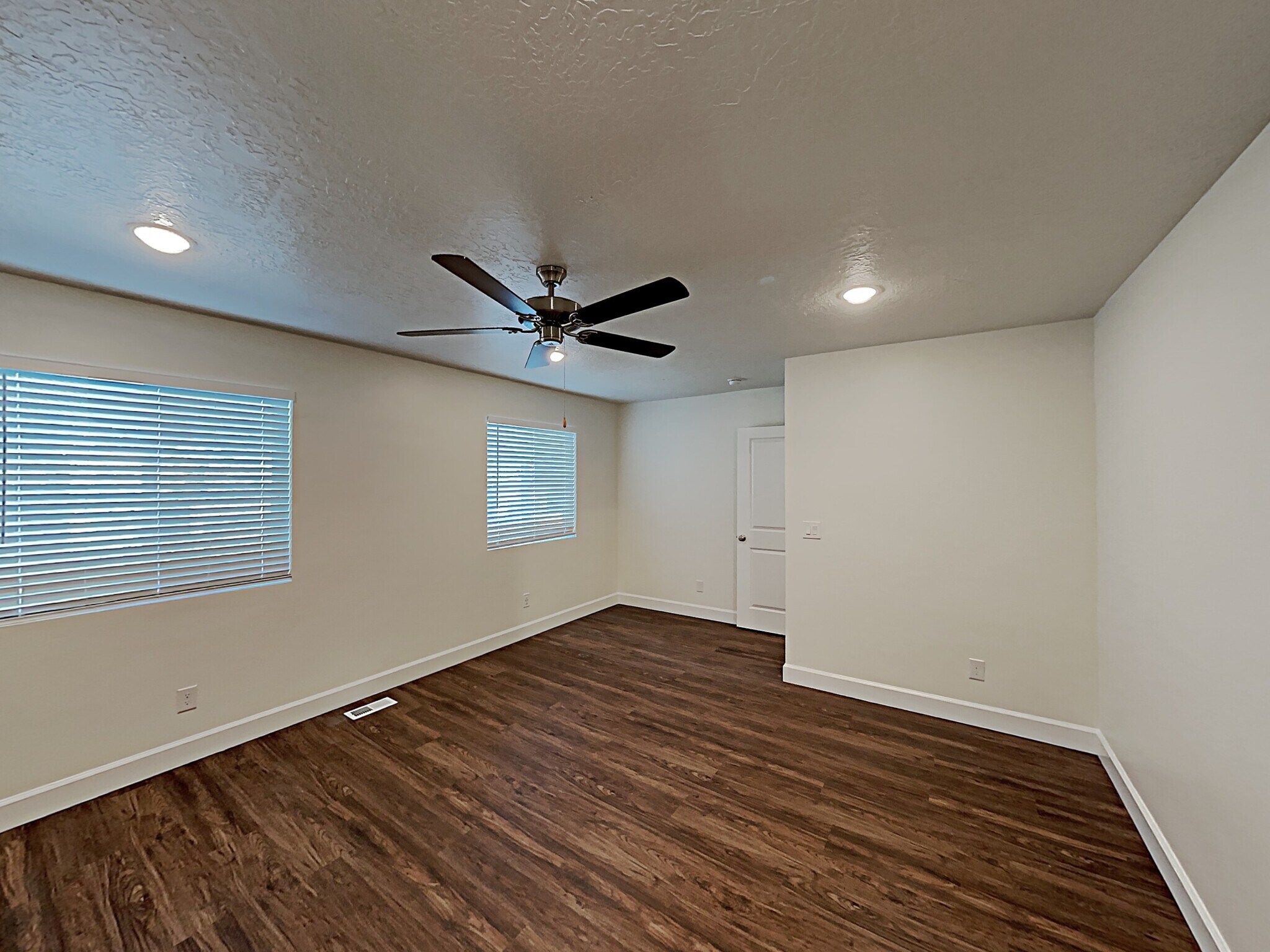 Building Photo - 1175 Wagon Way