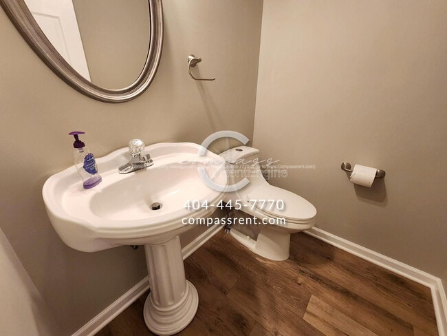 Building Photo - 145 Sunset Ln