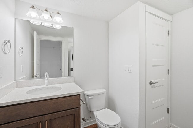 Building Photo - 1506 N Michigan Ln