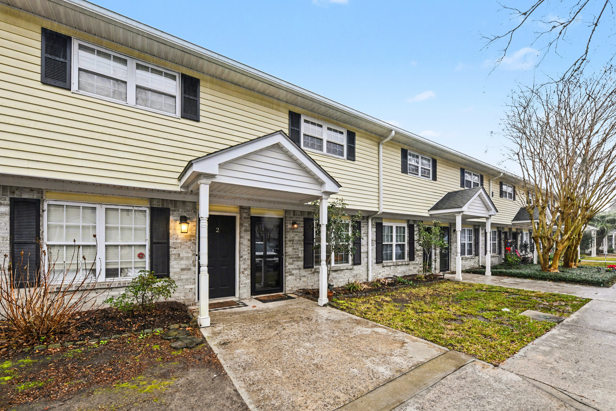 Building Photo - 507 Stinson Dr