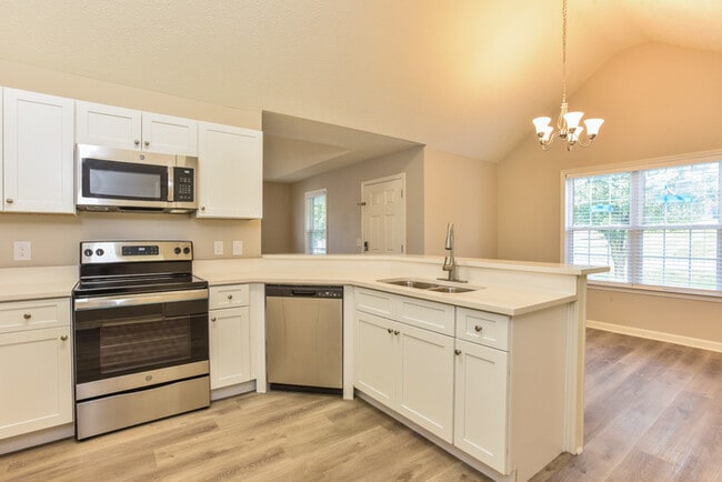 Building Photo - 5115 Mountain Breeze Ct