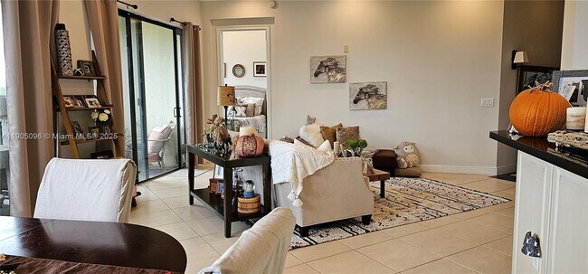 Building Photo - 3020 NW 125th Ave