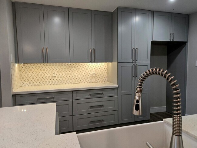 Building Photo - 7535 Stone Pine Ln