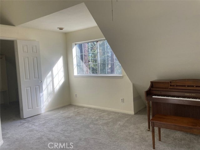Building Photo - 27443 School Dr