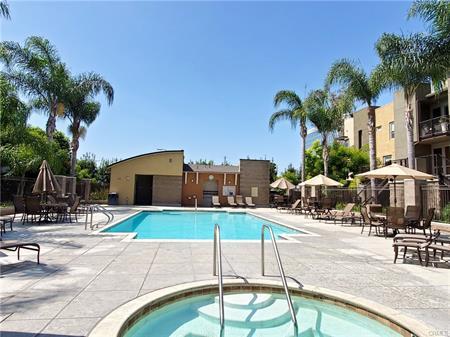 Building Photo - 5401 W 149th Plz