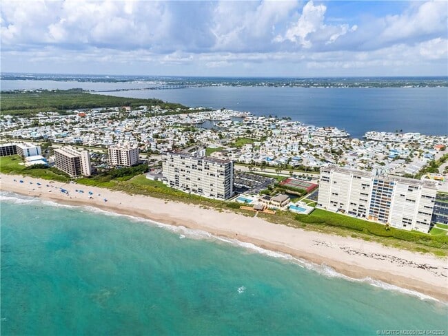 Building Photo - 10680 S Ocean Dr