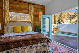 Building Photo - 53980 Avenida Mendoza