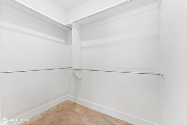 Building Photo - 4521 22nd Pl