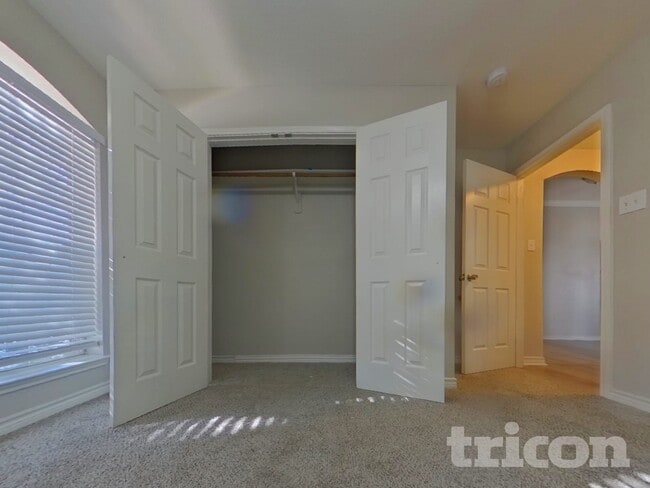 Building Photo - 812 San Felipe Trail