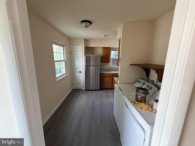 Building Photo - 3473 Beale Ct