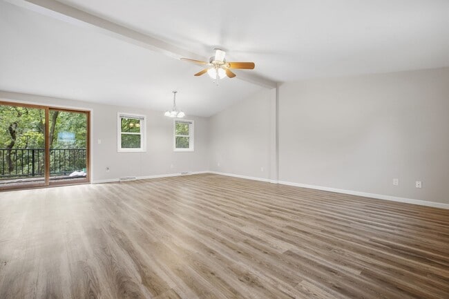 Building Photo - 2309 Anderson Ave