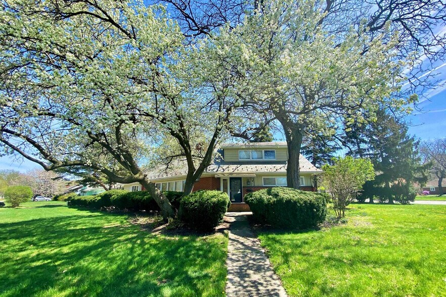 Building Photo - 1301 Forest Hills Blvd
