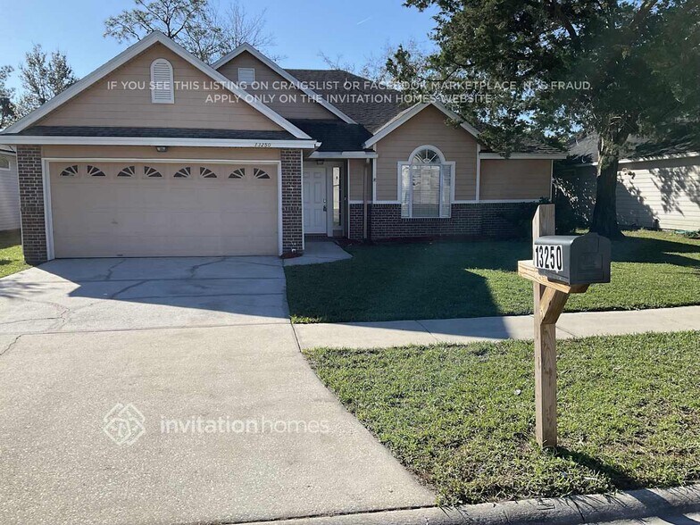 Primary Photo - 13250 Companion Cir S