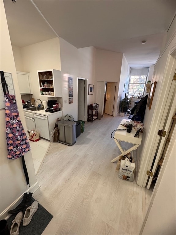 Building Photo - 48 Forest St